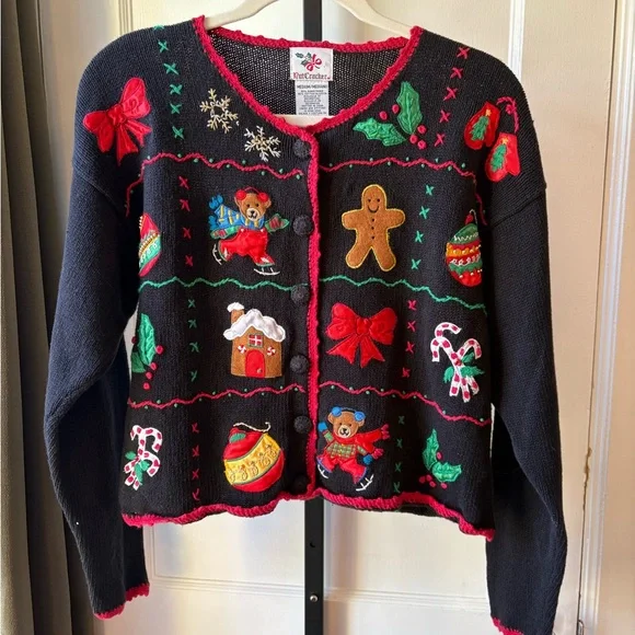 Nutcracker | Vintage Holiday Appliqué and Embroidery Cardigan | Medium - Picture 2 of 9
